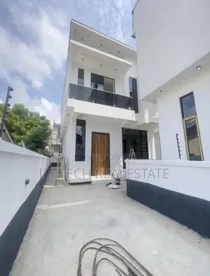 4bdrm Duplex in Ajah By Lagos, Off Lekki-Epe Expressway for sale