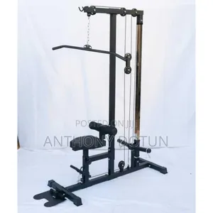 Lat Pull Down Machine (Plate Loaded)