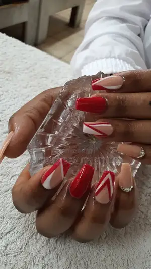 Queen's Beauty Studio