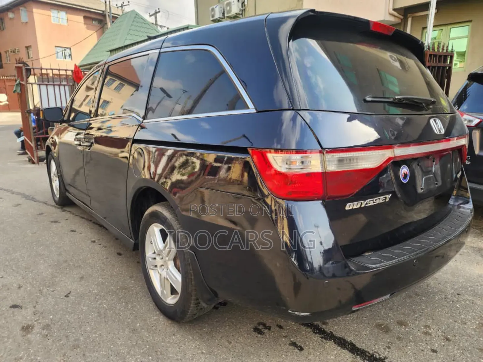 Honda Odyssey Touring 2012 Black