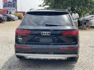 Audi Q7 2019 Black