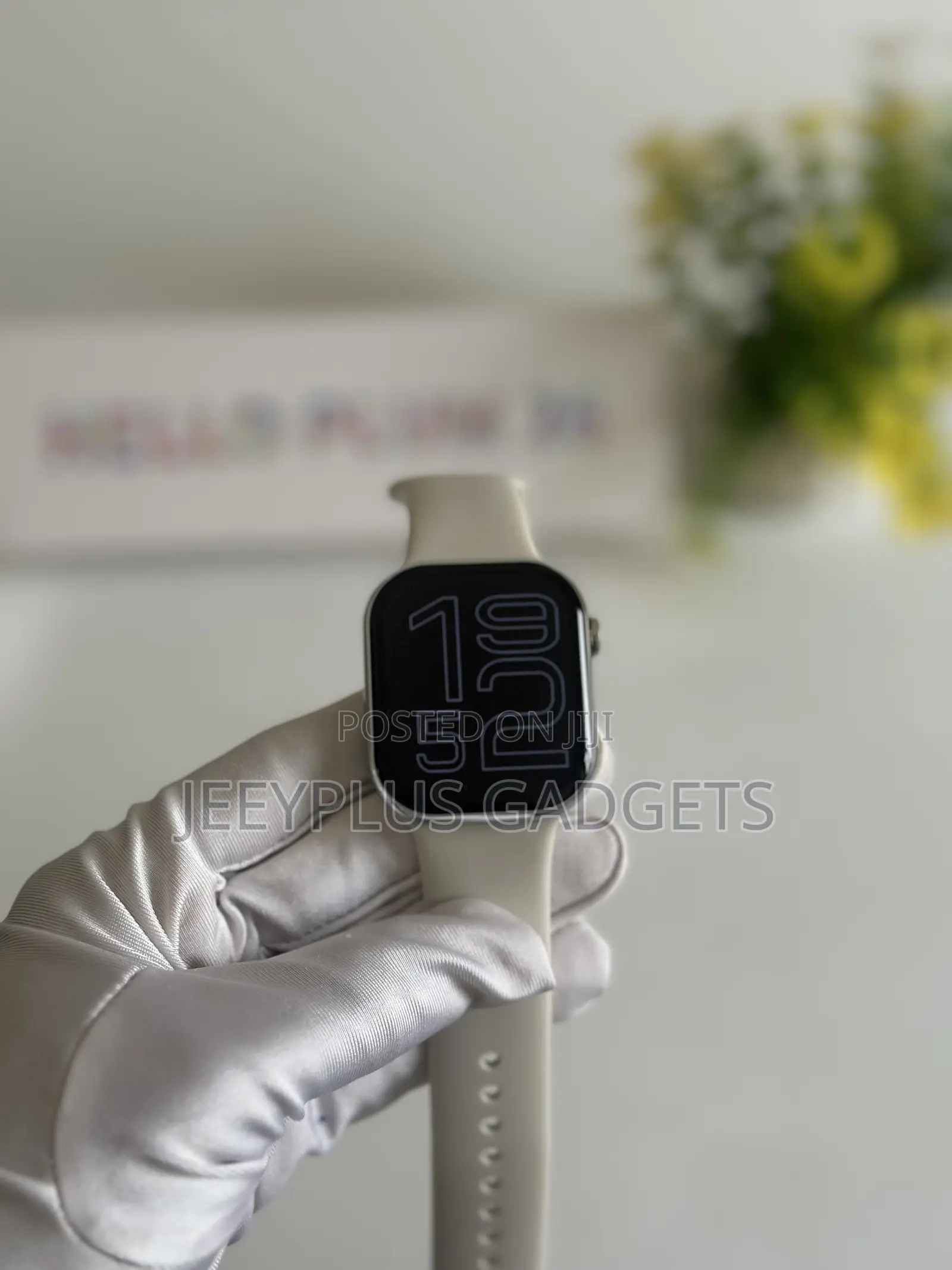 Hello 26 Plum Watch 11
