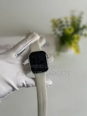 Hello 26 Plum Watch 11