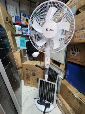 Powerful 16" Solar Rechargeable Fan