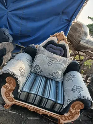 Luxury Royal Chairs 7 Seaters