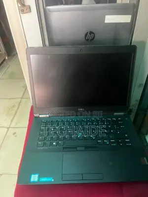 Laptop Dell Latitude E7470 8GB Intel Core I7 SSD 256GB