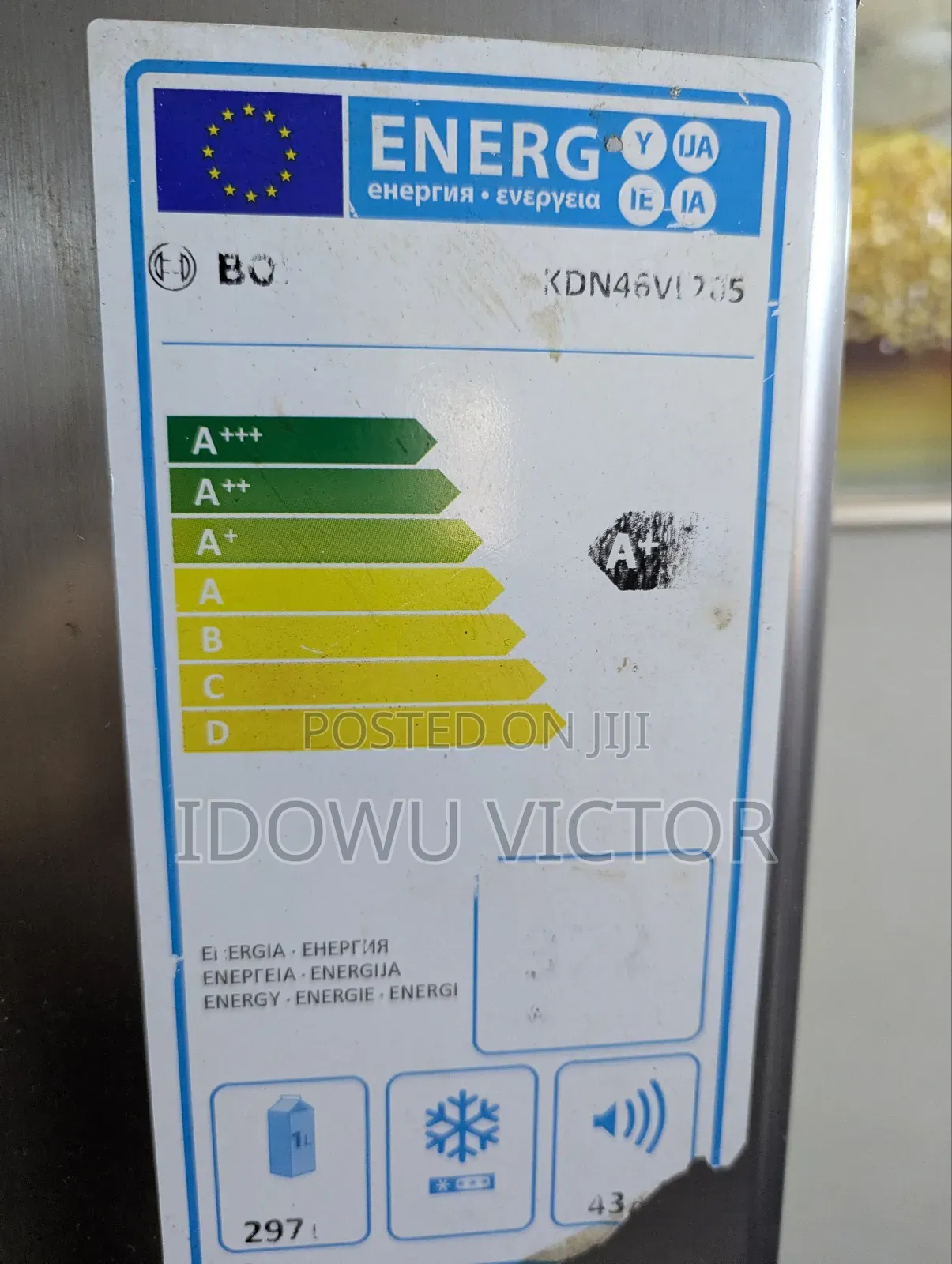 Bosch 297 Liters Refrigerator
