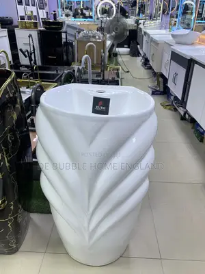 Executive Standing Basin