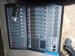 Yamaha Power Mixer P M 8
