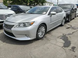 Lexus ES 350 FWD 2015 Silver