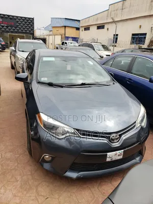 Toyota Corolla LE Eco 4dr Sedan (1.8L 4cyl CVT) 2016 Black