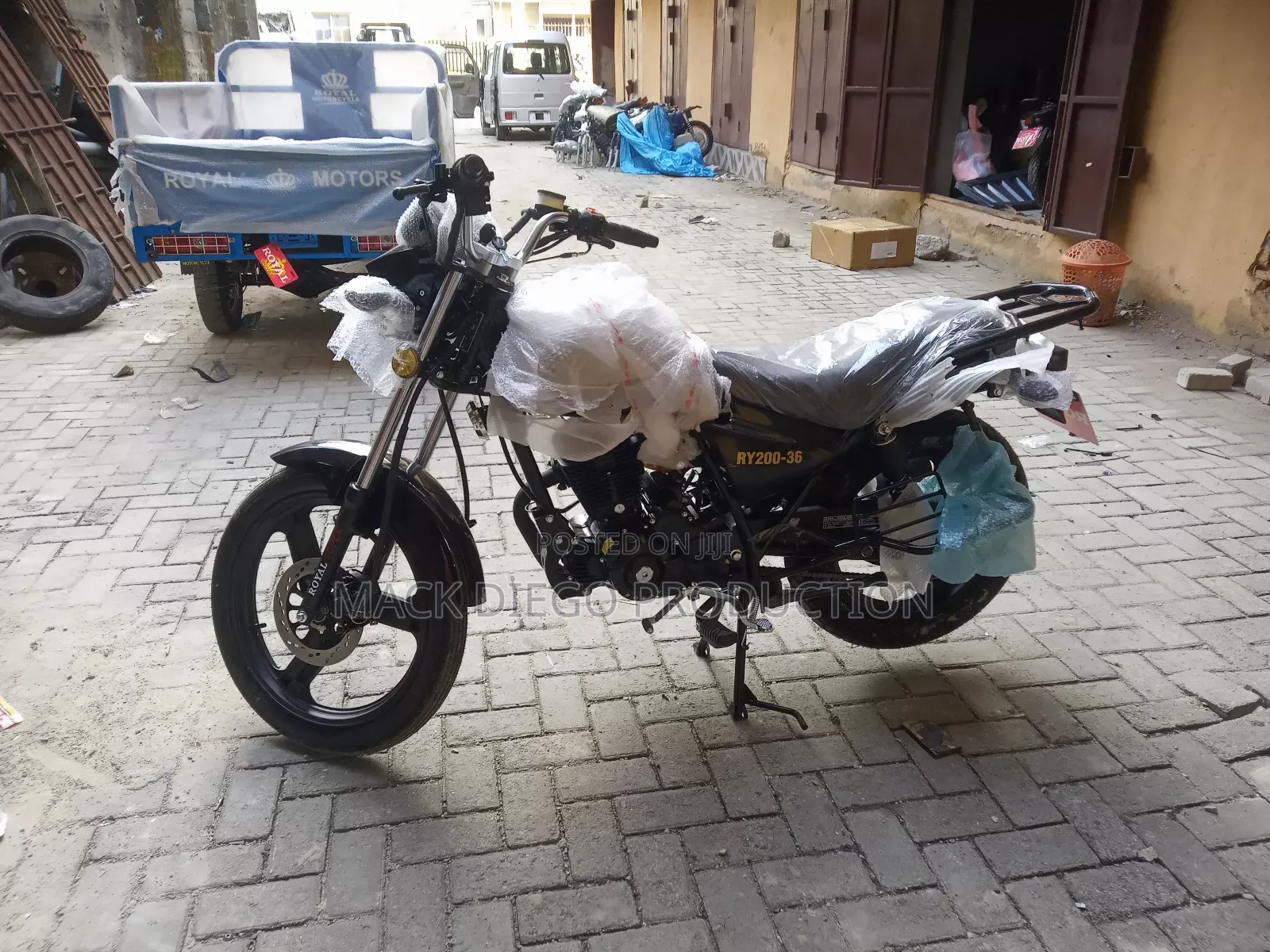 New Royal Motorcycle 2026 Black