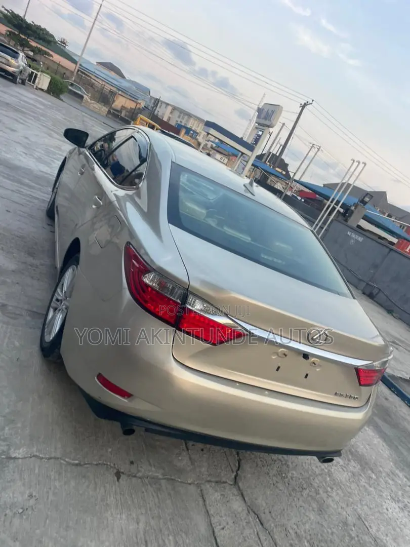 Lexus ES 2014 Gold