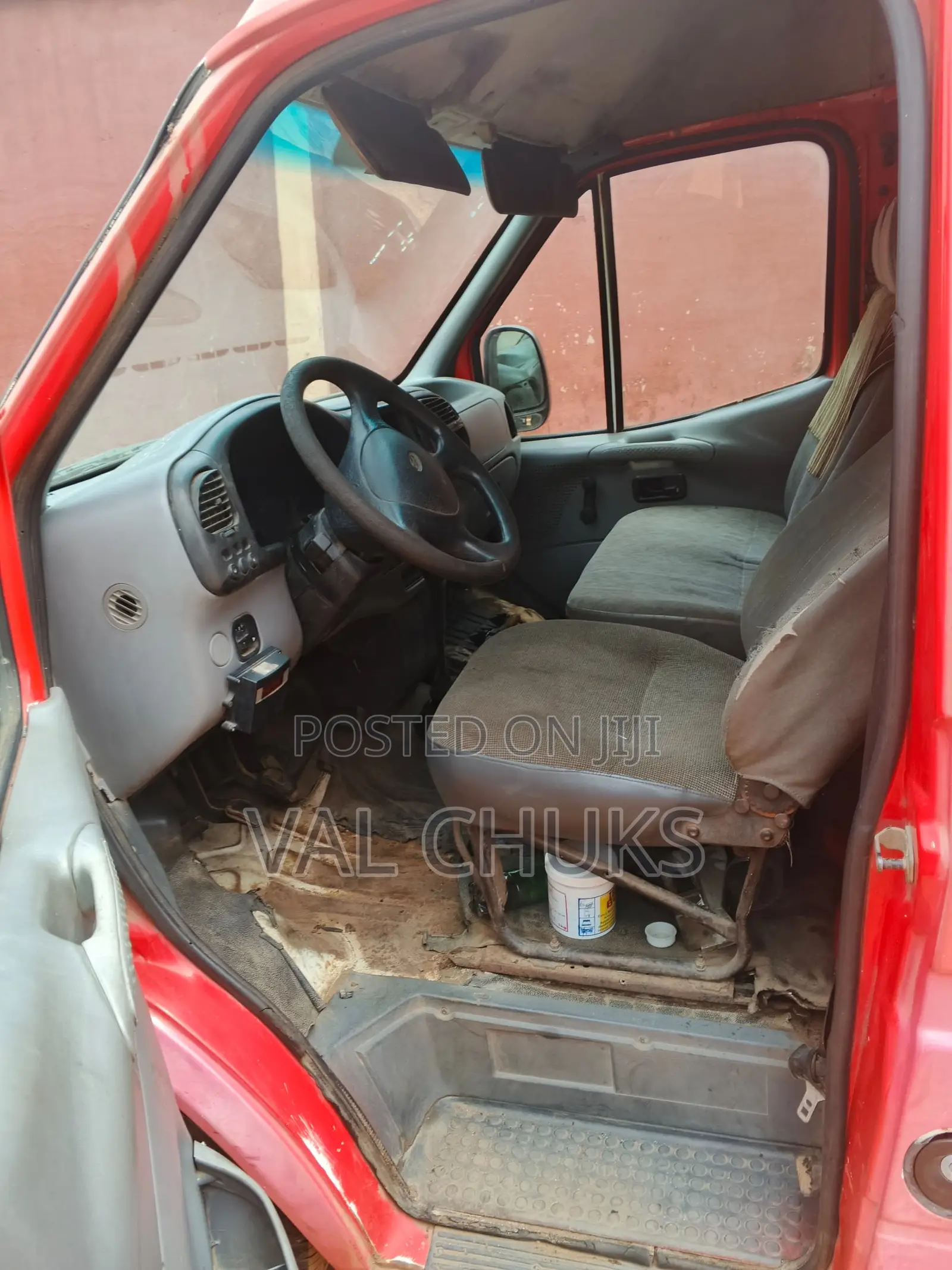 Ford Transit 1997 Red