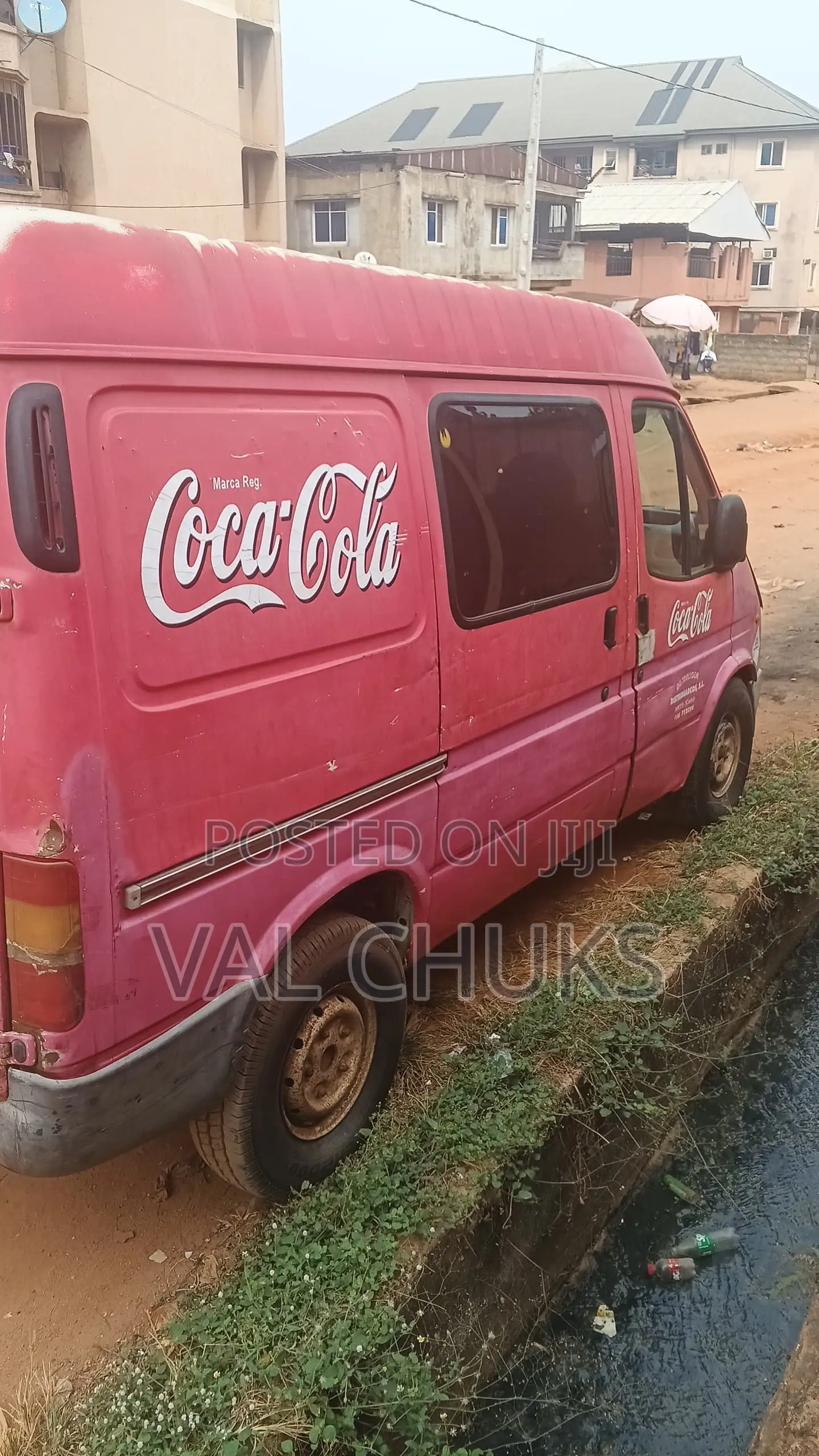 Ford Transit 1997 Red