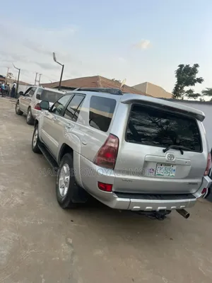 Toyota 4-Runner SR5 4x4 2004 Silver