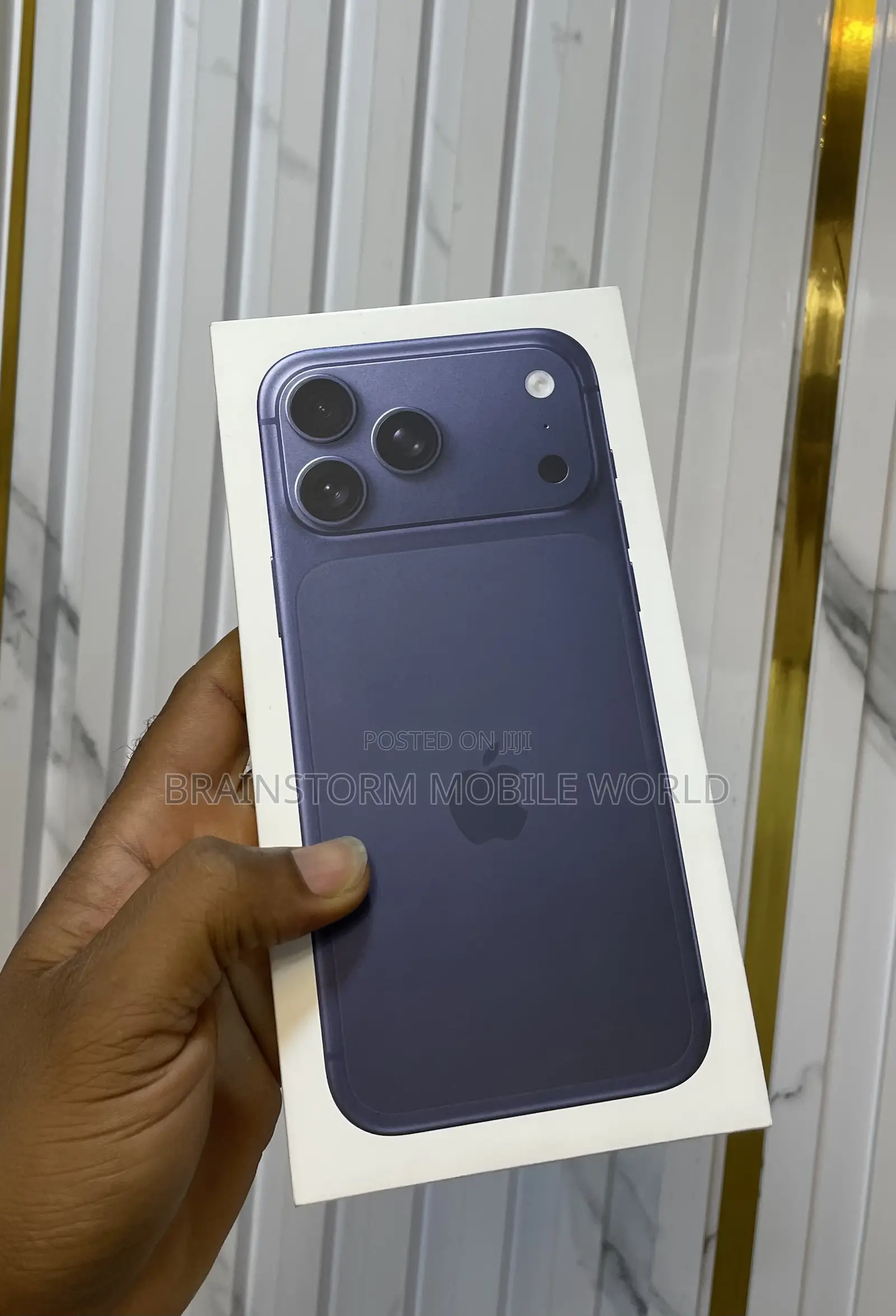 New Apple iPhone 17 Pro Max 256 GB Blue