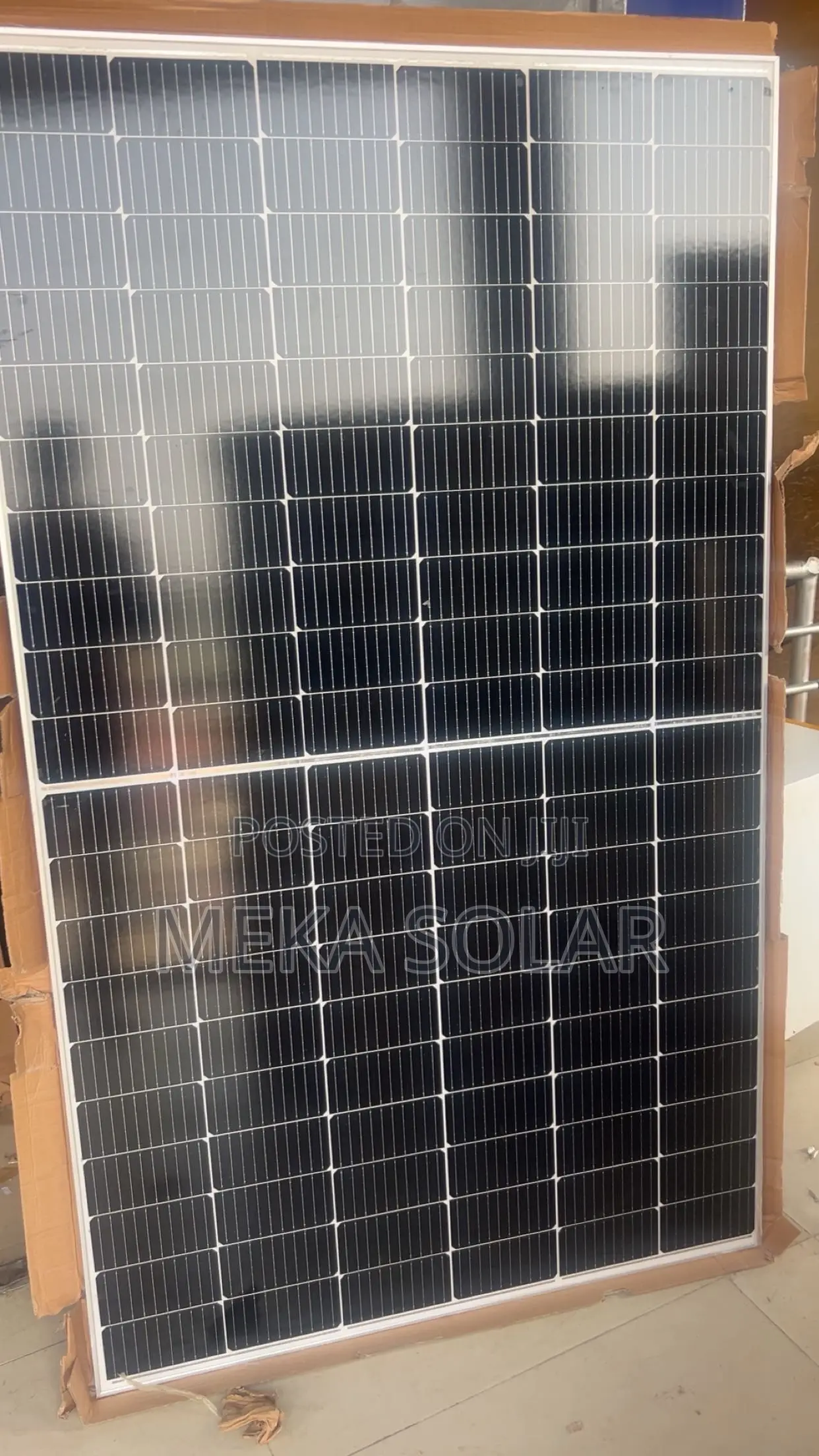 Africell 550w Mono-Crystalline Solar Panel