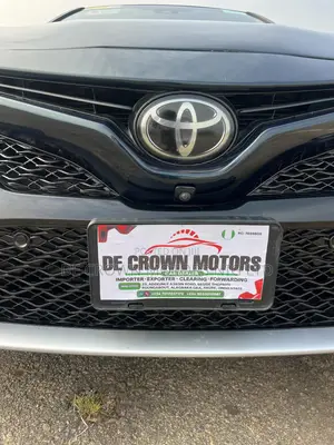 Toyota Camry XSE (2.5L 4cyl 8A) 2019 Blue