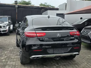 Mercedes-Benz GLE-Class 2016 Black