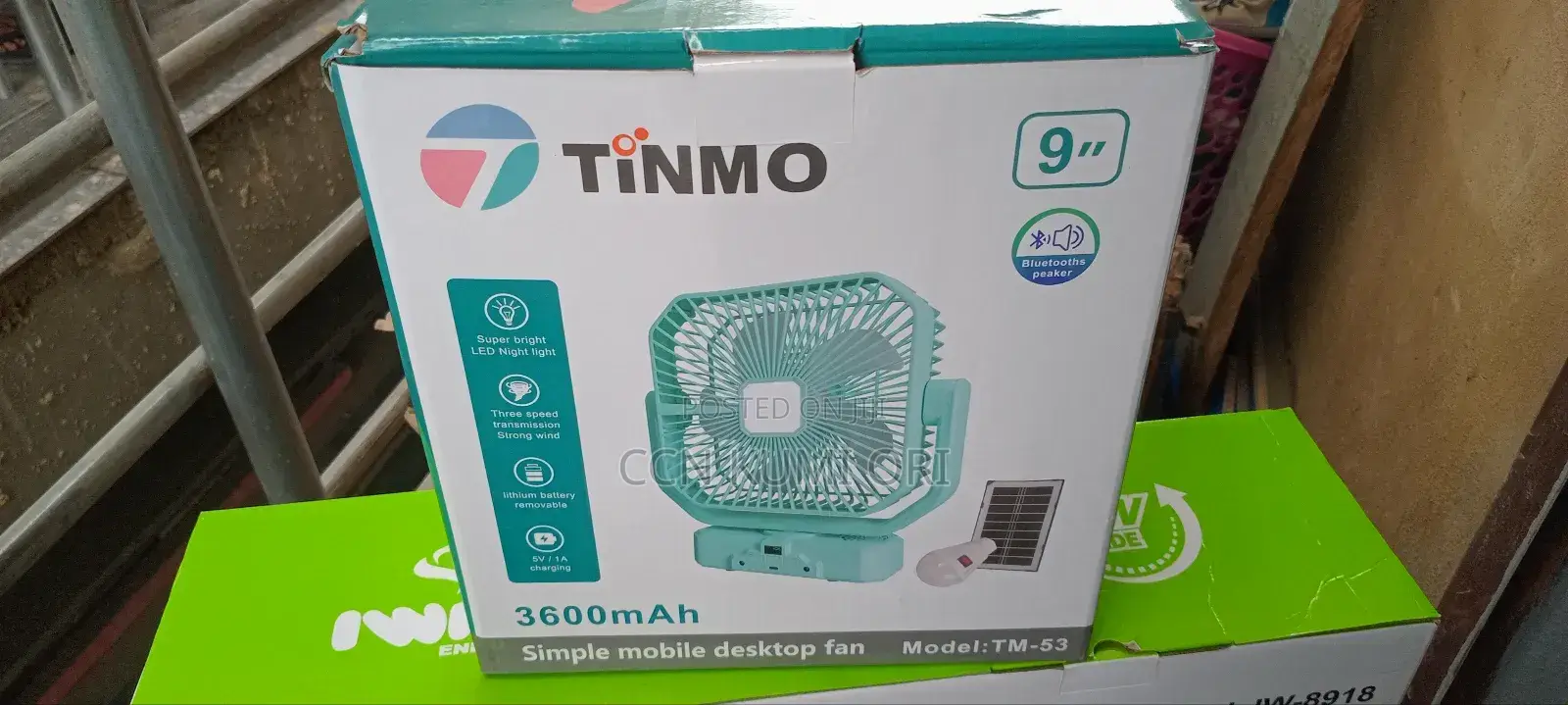 Tinmo Rechargeable Table Bluetooths Peaker. Solar Panel and Bolb