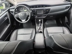 Toyota Corolla 2015 Gray