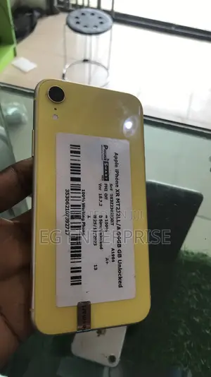 Apple iPhone XR 64 GB Yellow