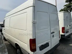 Volkswagen LT 2013 White