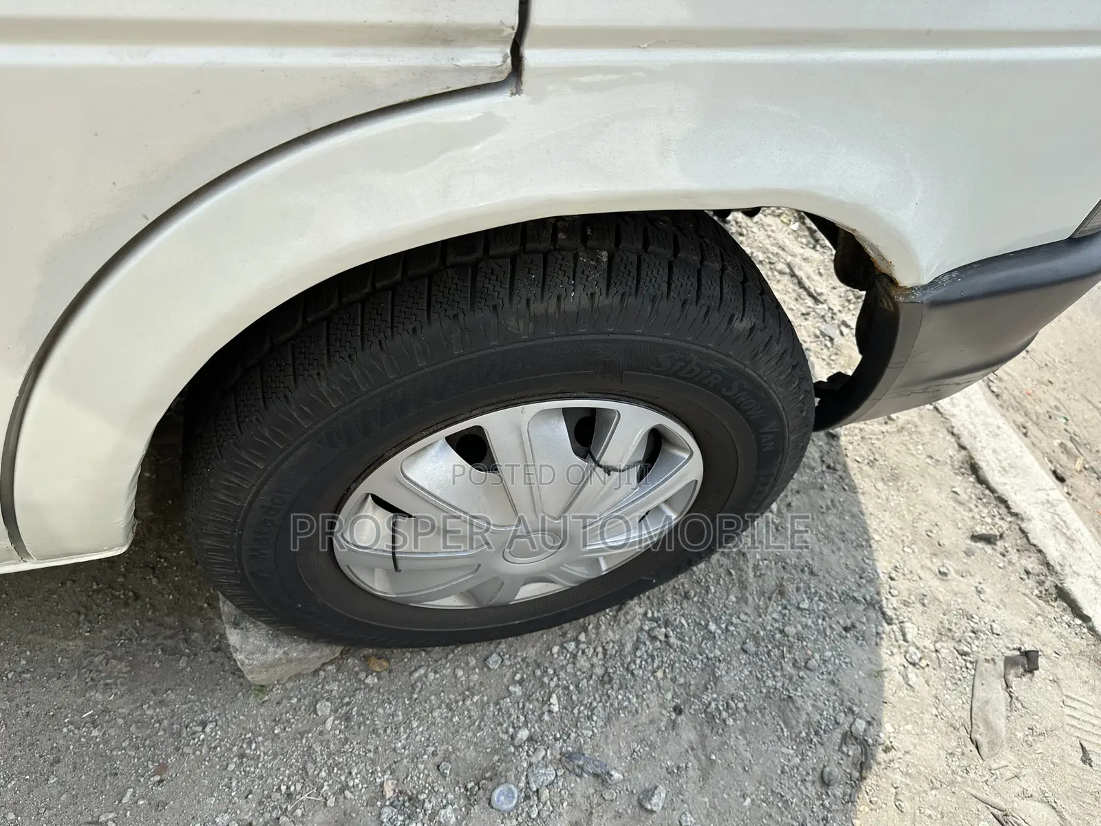 Volkswagen LT 2013 White