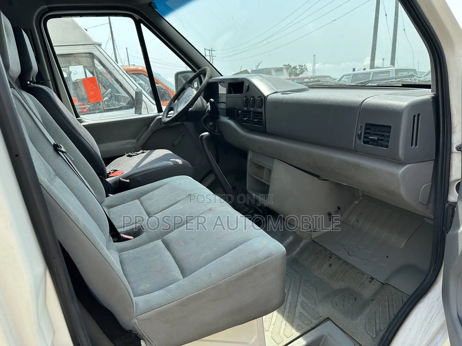 Volkswagen LT 2013 White