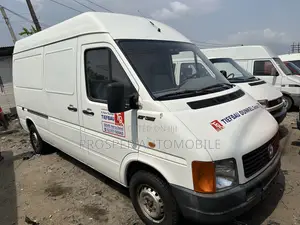 Volkswagen LT 2011 White