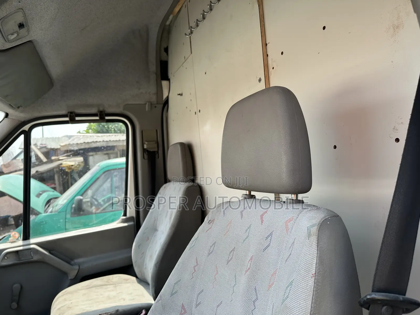 Volkswagen LT 2011 White