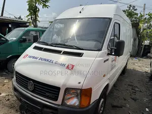Volkswagen LT 2011 White