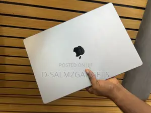 Laptop Apple MacBook Pro 2023 M2 Max 64GB Apple M2 SSD 1T