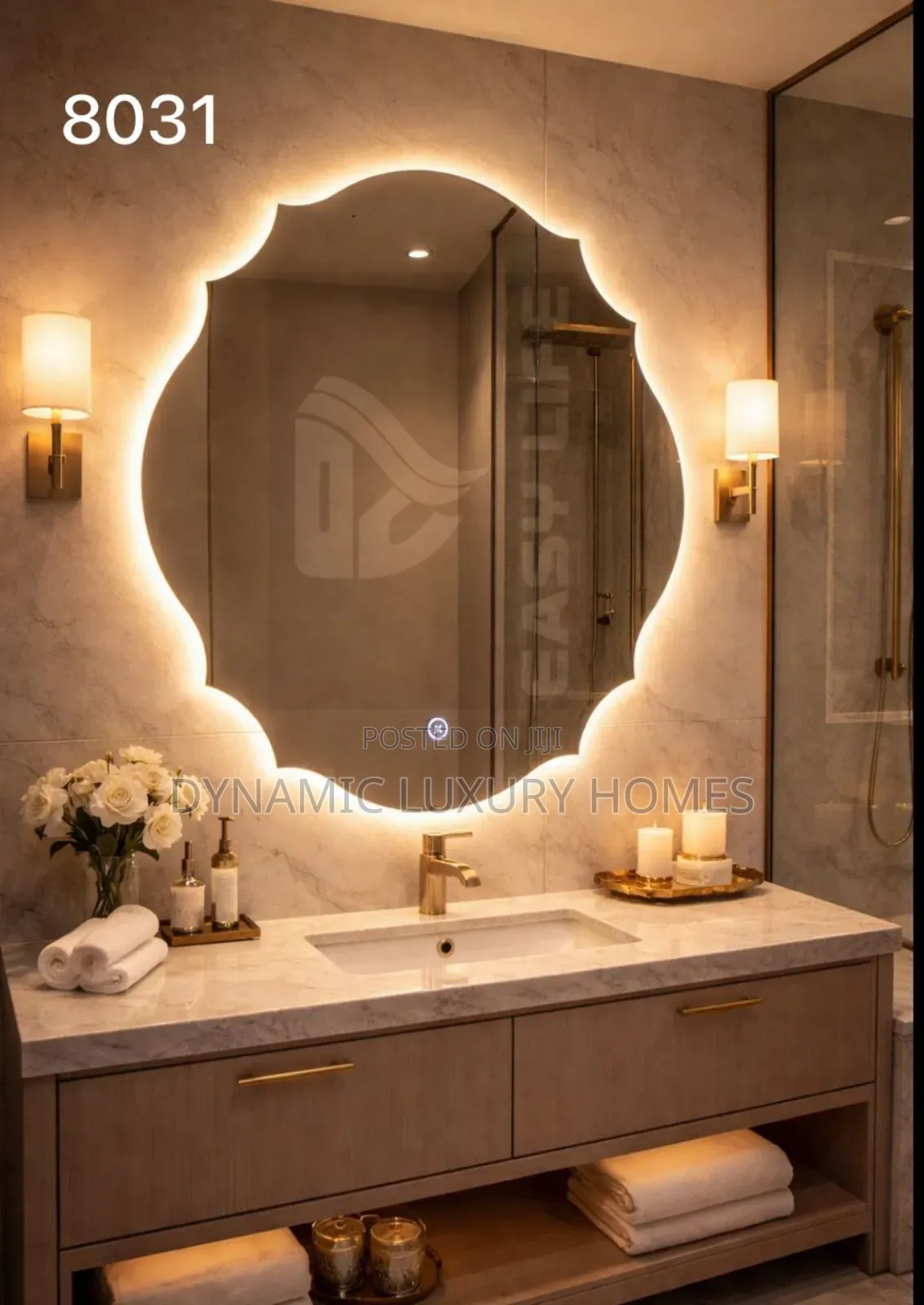 Luxury Led Mirror With Three Displaying Lights