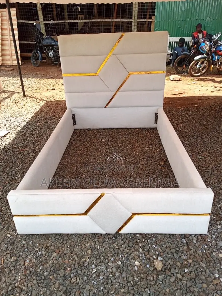 4by6 Bedframe