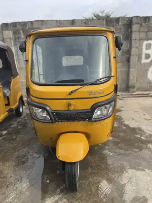 TVS King Cargo 2024 Yellow