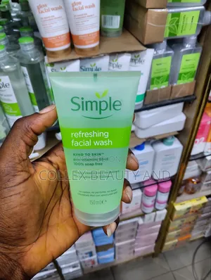 Simple Refreshing Facial Wash