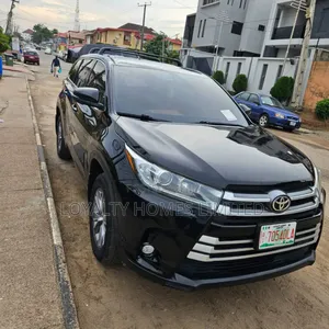 Toyota Highlander 2015 Black