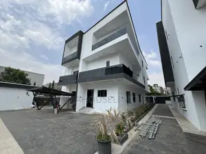 6bdrm Duplex in Katampe Extension for sale