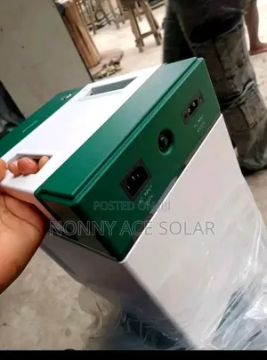 Cola 2000 Solar Generator With 1kva Inverter and 2kwh Lithium Battery