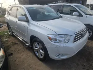 Toyota Highlander 2011 White