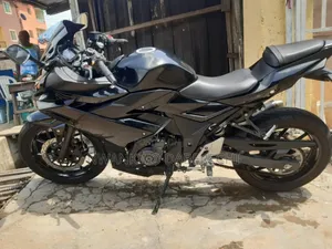 Suzuki GSX-R 2018 Black
