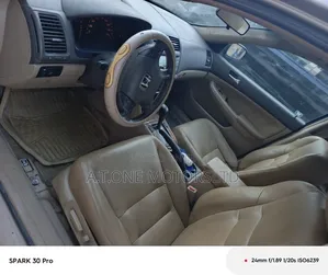 Honda Accord Coupe EX V6 2005 Gold