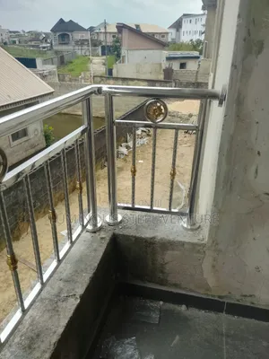 Handrails Made of Stainless Steel for Your Balconies and Other Areas