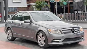 Mercedes-Benz C300 Luxury 4Matic Sedan AWD (3.0L 6cyl 7A) 2010 Gray