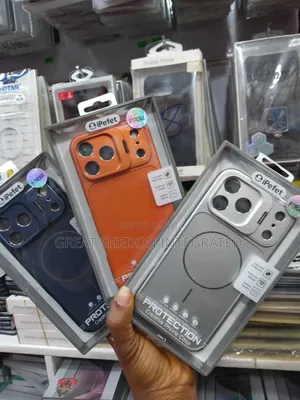 17pro Max Premium Case With Stand Available in Three Colors as Seen