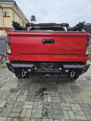 Toyota Tundra Limited 4dr Double Cab 4WD SB (5.7L 8cyl 6A) 2014 Red