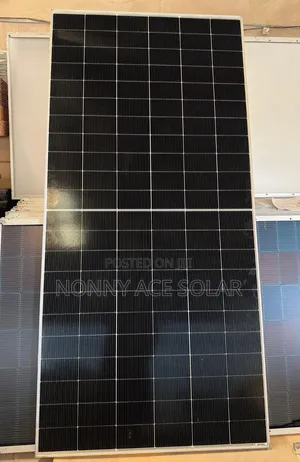 Jinko 635 Watts Half Cut Solar Panel 132 Cells 20 Busbar