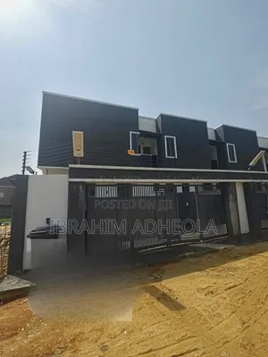 Furnished 2bdrm Duplex in Maryland for sale